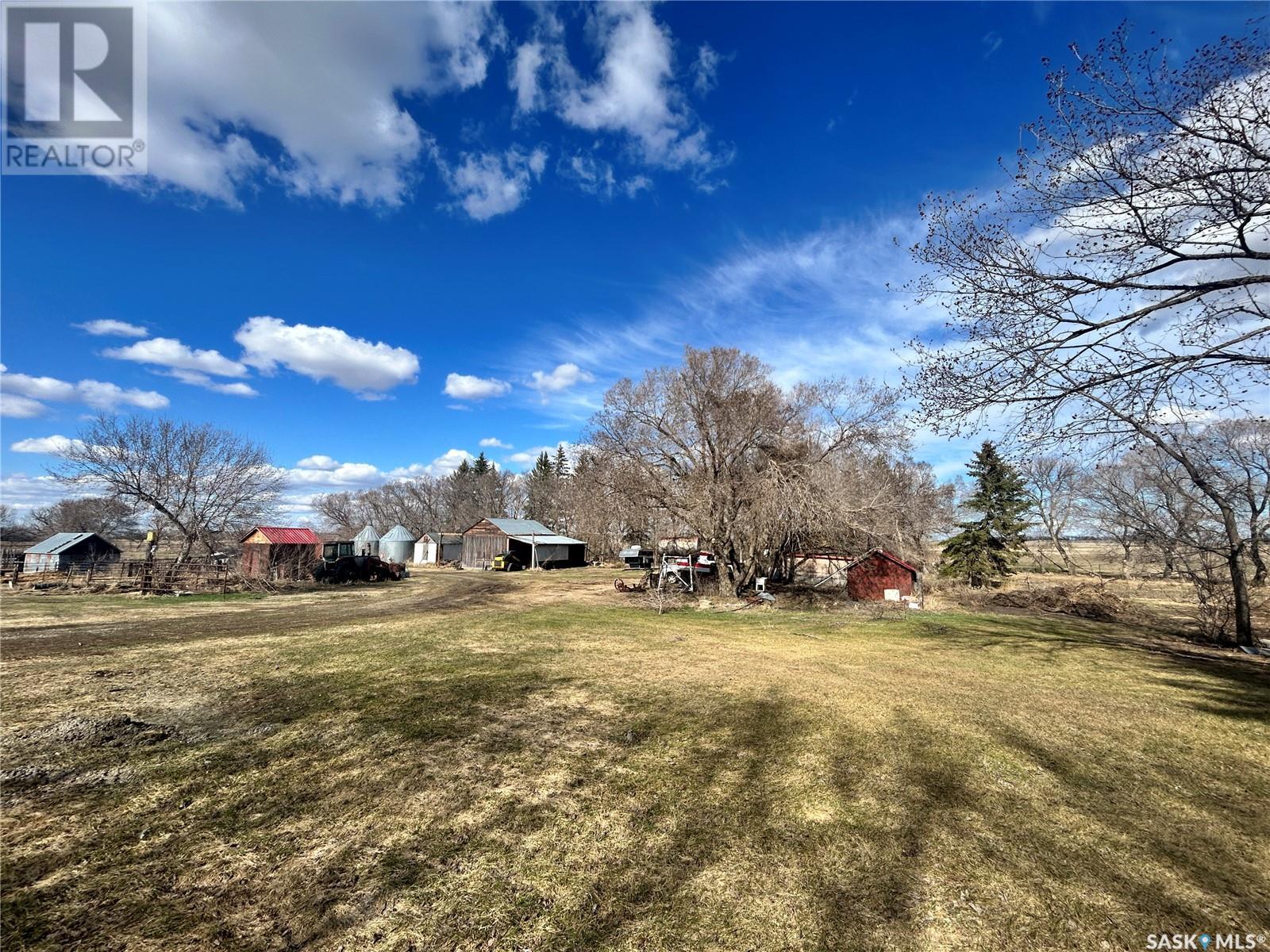 Hazel Cliff Ranch, spy hill rm no. 152, Saskatchewan