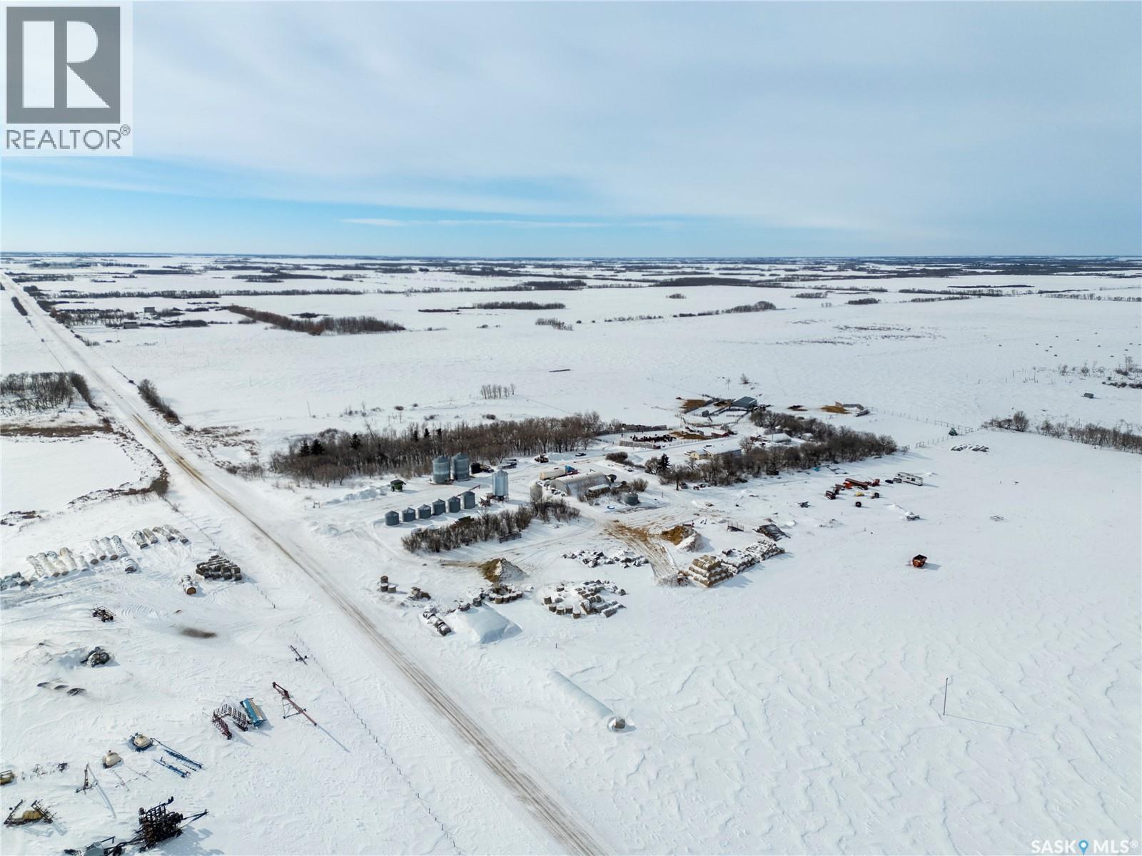 8 Quarters & Yard Site Near Yorkton (Buckingham), saltcoats rm no. 213, Saskatchewan