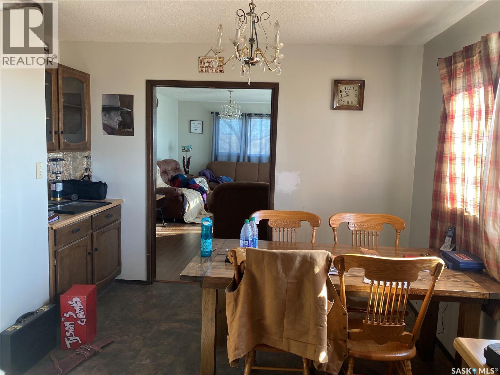 Rapley Arena Quarter, Val Marie Rm No. 17, Saskatchewan S0N 0N0 - Photo 18 - SK032178