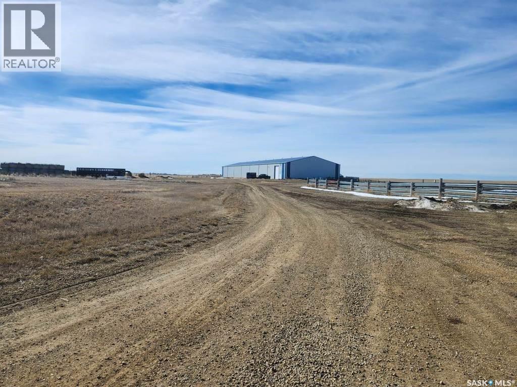 Rapley Arena Quarter, Val Marie Rm No. 17, Saskatchewan S0N 0N0 - Photo 3 - SK032178