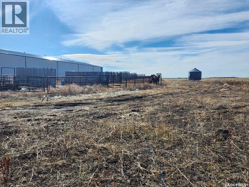 Rapley Arena Quarter, Val Marie Rm No. 17, Saskatchewan S0N 0N0 - Photo 4 - SK032178