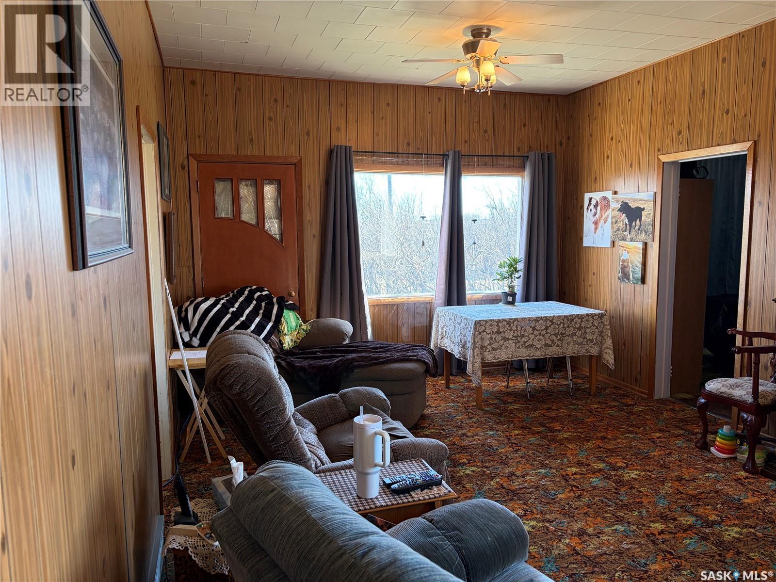 Wallis Farm, Wise Creek Rm No. 77, Saskatchewan S0N 2M0 - Photo 20 - SK034318