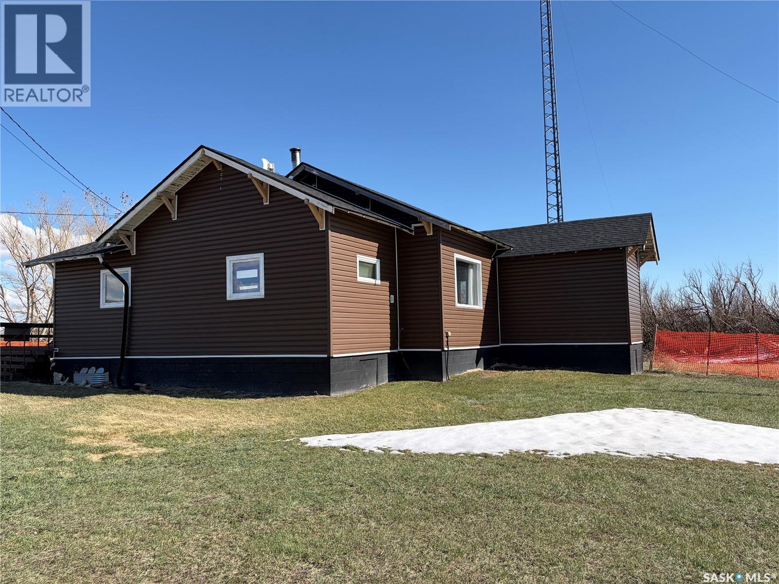 Wallis Farm, Wise Creek Rm No. 77, Saskatchewan S0N 2M0 - Photo 35 - SK034318