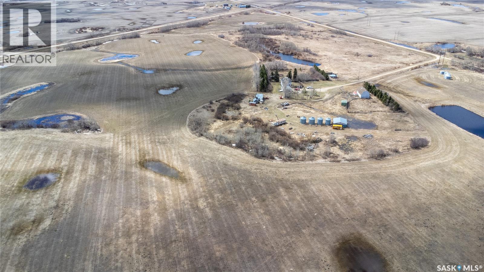 Neudorf Farm - Nw 20-20-07 W2, Mcleod Rm No. 185, Saskatchewan S0A 0C2 - Photo 14 - SK035579