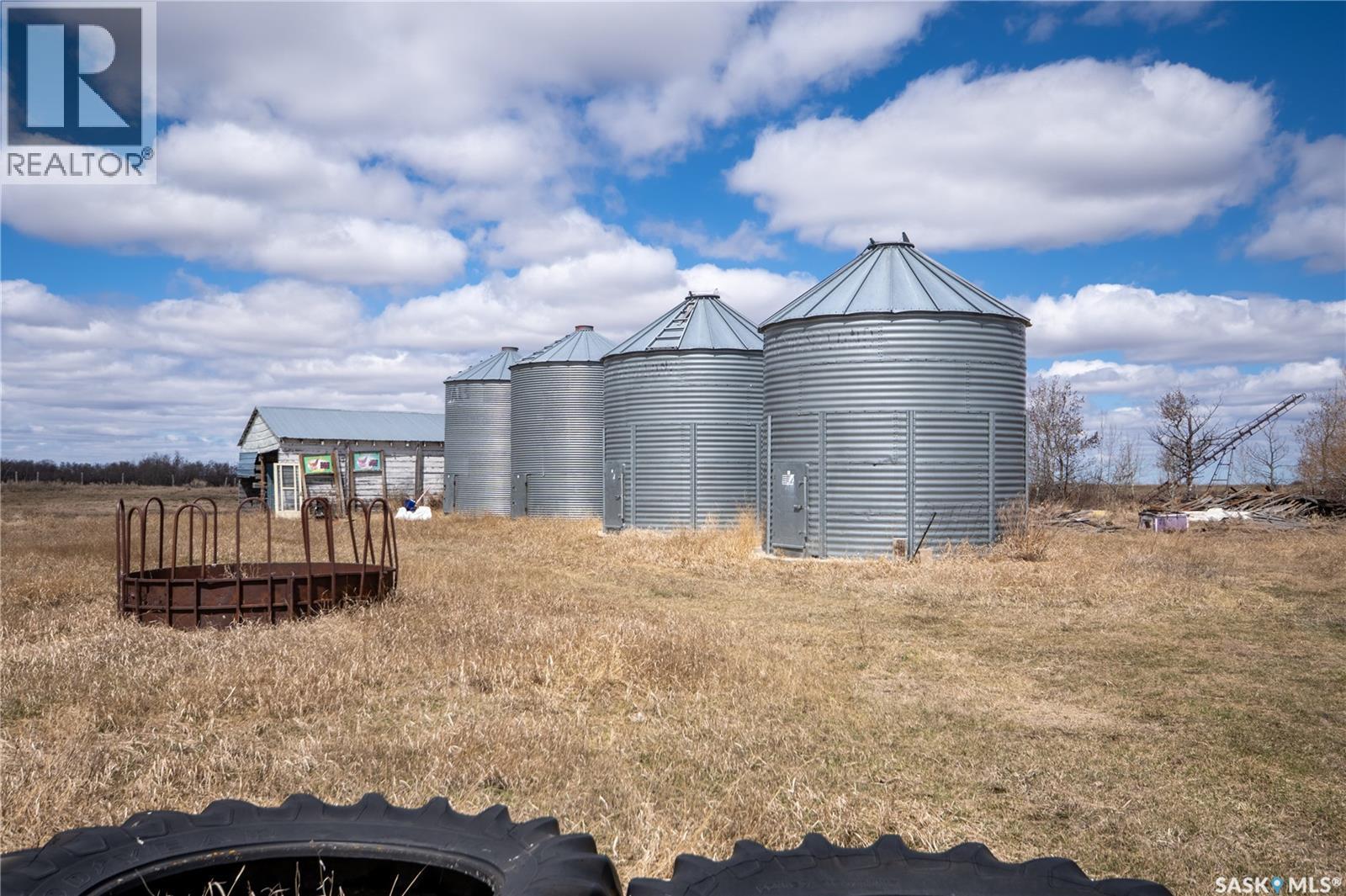 Neudorf Farm - Nw 20-20-07 W2, Mcleod Rm No. 185, Saskatchewan S0A 0C2 - Photo 61 - SK035579