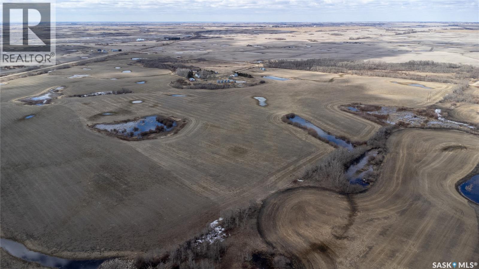 Neudorf Farm - Nw 20-20-07 W2, Mcleod Rm No. 185, Saskatchewan S0A 0C2 - Photo 8 - SK035579