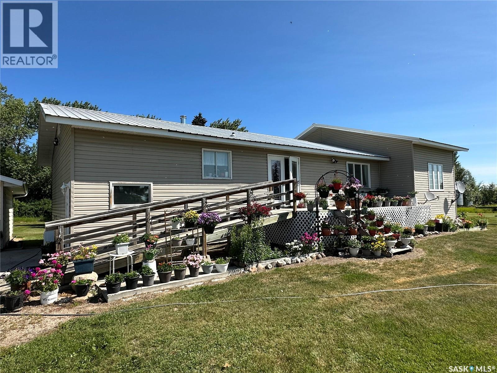 Sander Farm, Paddockwood Rm No. 520, Saskatchewan S0J 1T0 - Photo 2 - SK036058