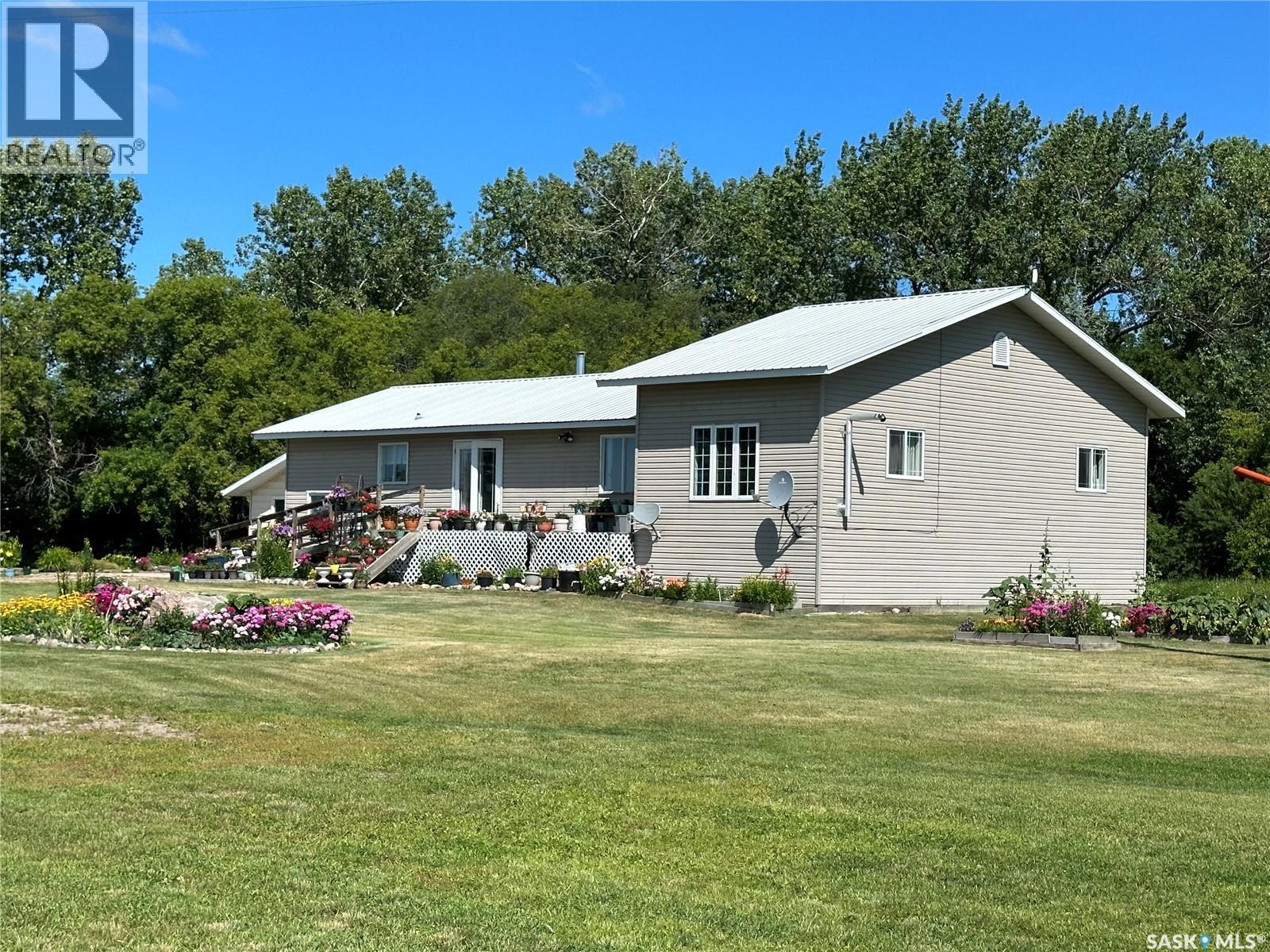 Sander Farm, Paddockwood Rm No. 520, Saskatchewan S0J 1T0 - Photo 3 - SK036058