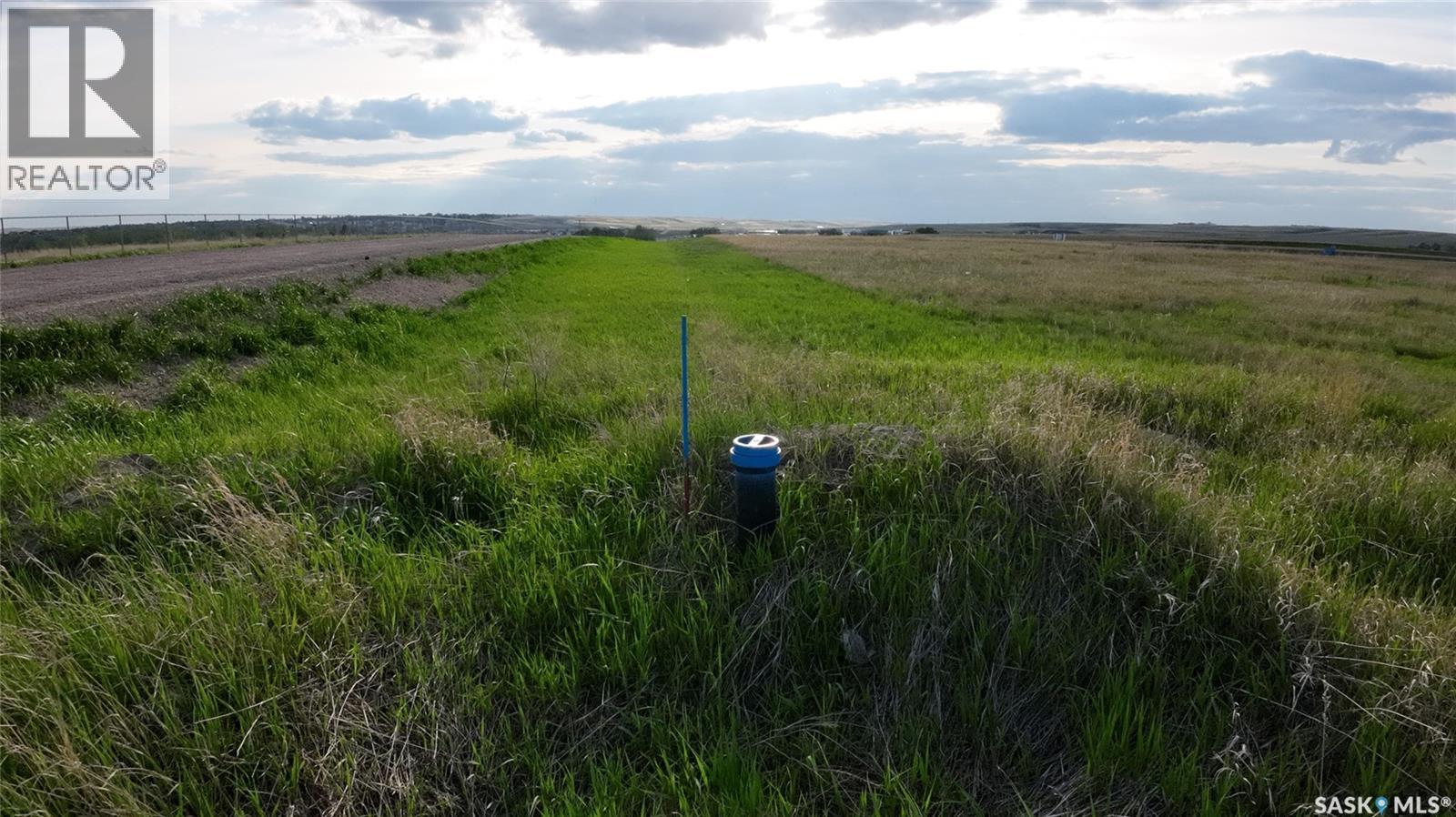 Trans Canada Highway Frontage 60 Acres, Swift Current Rm No. 137, Saskatchewan S9H 2R2 - Photo 6 - SK036697