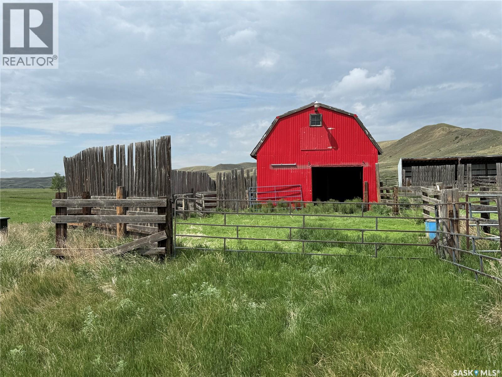 Red Deer River Ranch, Chesterfield Rm No. 261, Saskatchewan S0N 1H0 - Photo 13 - SK039001