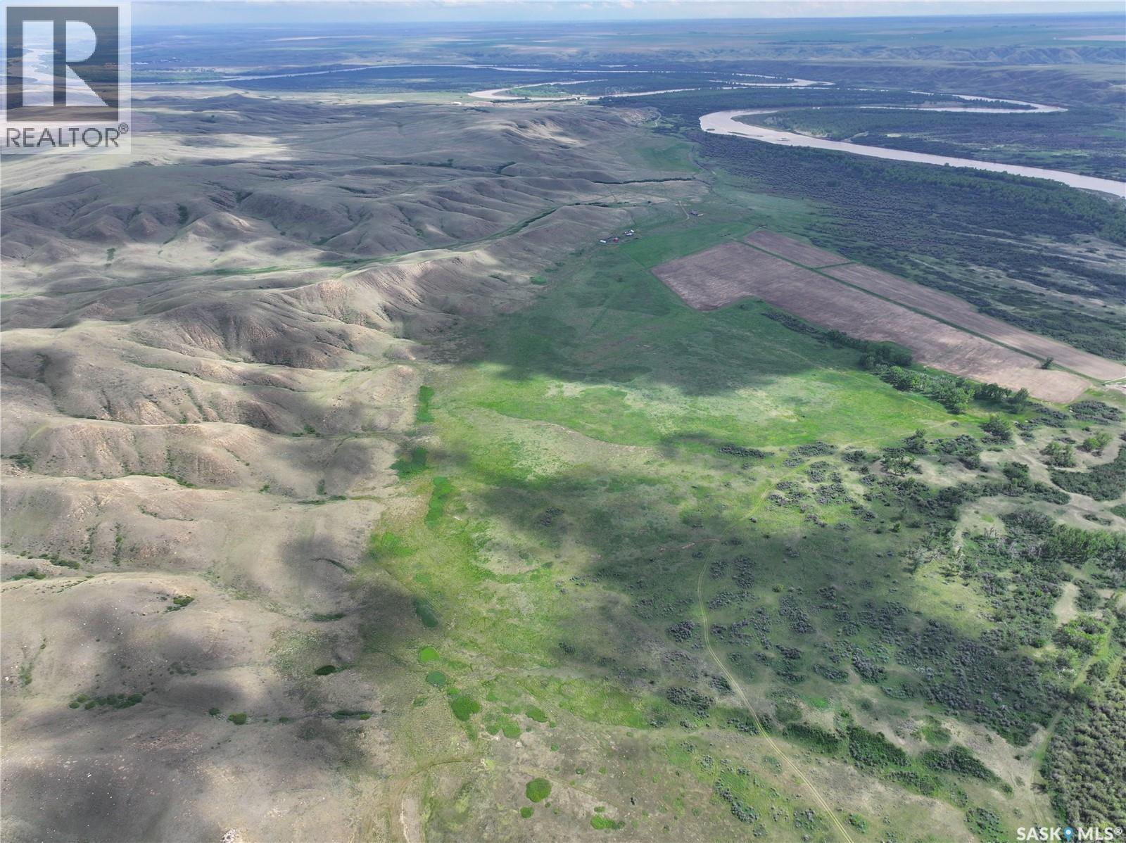 Red Deer River Ranch, Chesterfield Rm No. 261, Saskatchewan S0N 1H0 - Photo 7 - SK039001