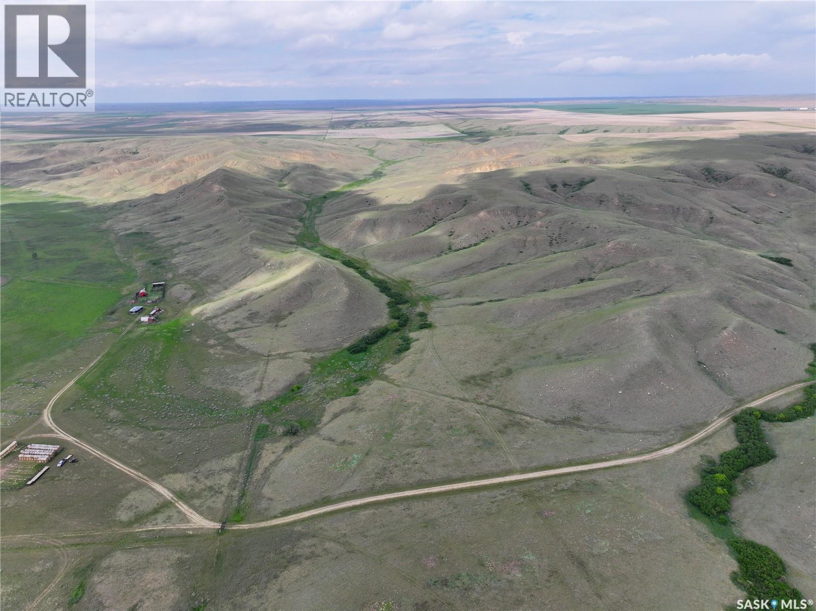 Red Deer River Ranch, Chesterfield Rm No. 261, Saskatchewan S0N 1H0 - Photo 9 - SK039001