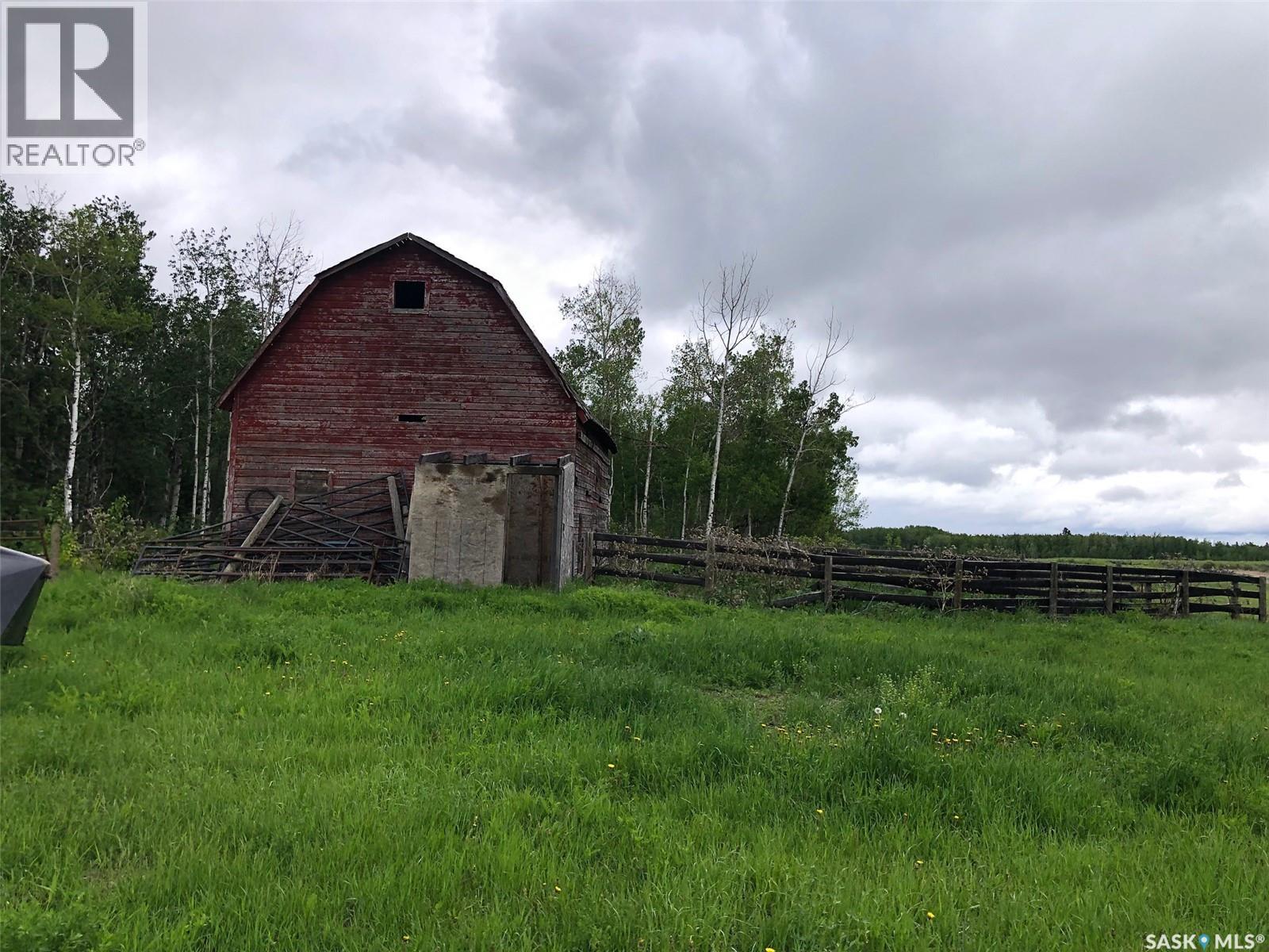 Neustaeter Farm, Preeceville Rm No. 334, Saskatchewan S0A 0A2 - Photo 11 - SK040182