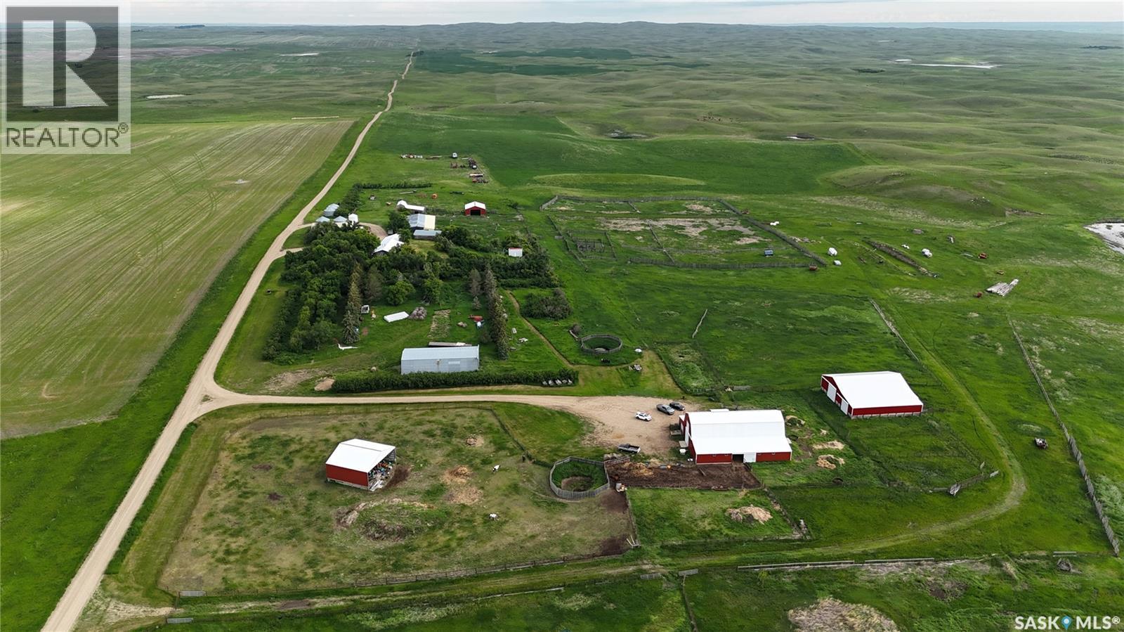 Leaman Farm, Chaplin Rm No. 164, Saskatchewan S0H 0V0 - Photo 3 - SK040227
