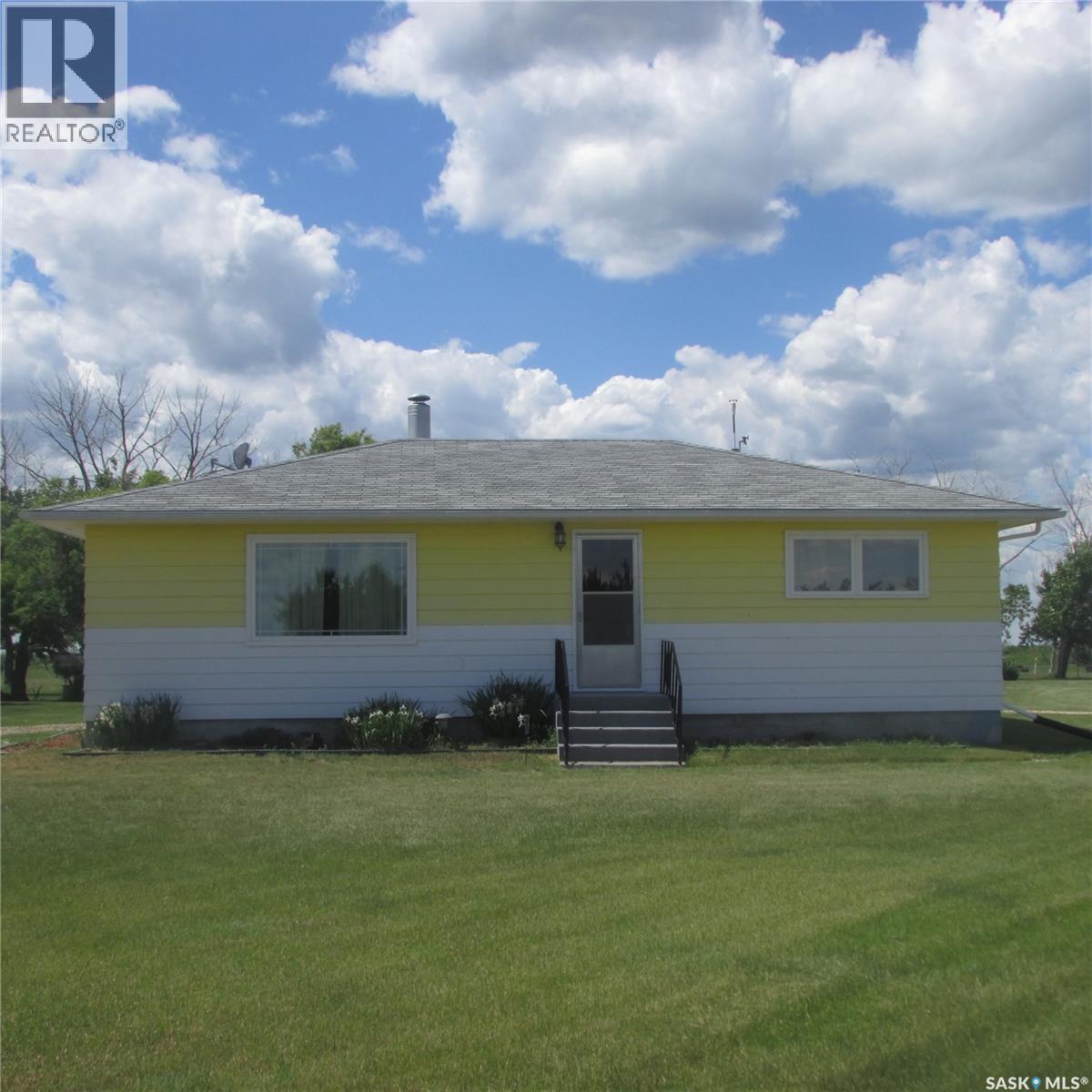 Taylor Farm, Huron Rm No. 223, Saskatchewan S0G 0V0 - Photo 2 - SK041814
