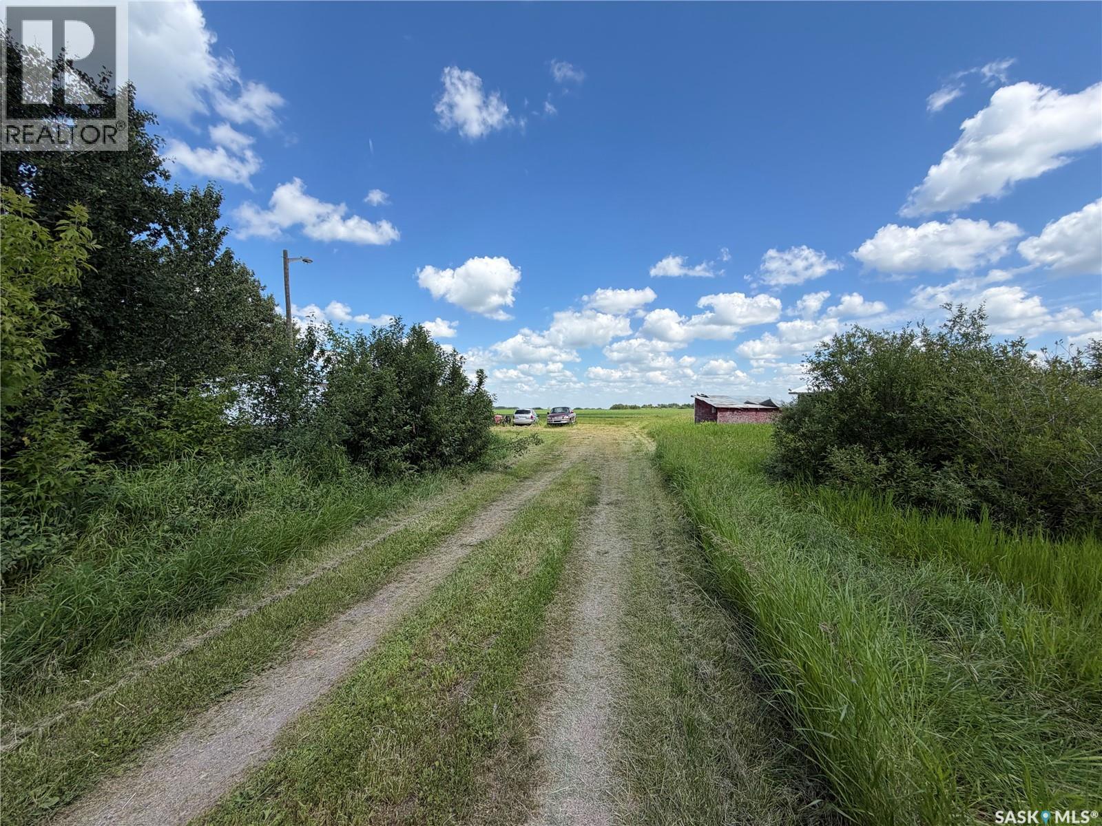 R G Farm, Cana Rm No. 214, Saskatchewan S3N 2W4 - Photo 6 - SK041970
