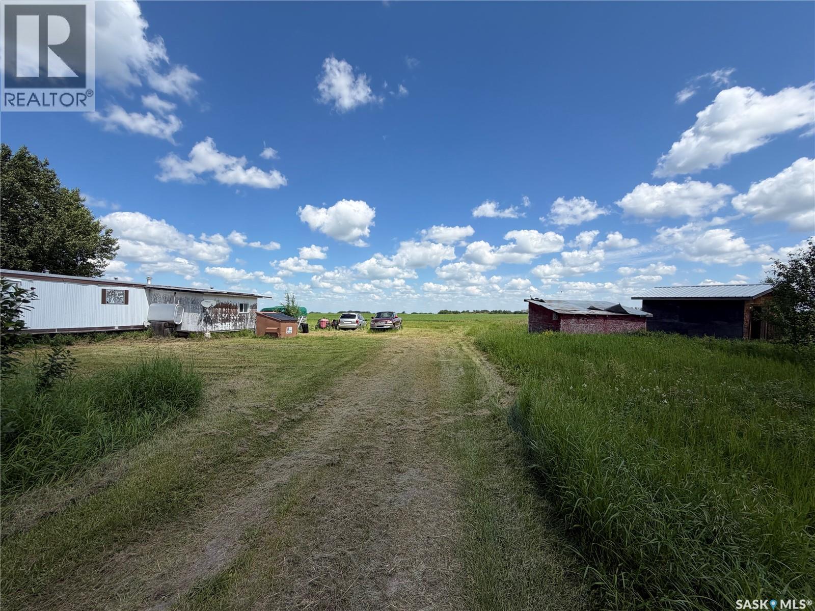 R G Farm, Cana Rm No. 214, Saskatchewan S3N 2W4 - Photo 8 - SK041970