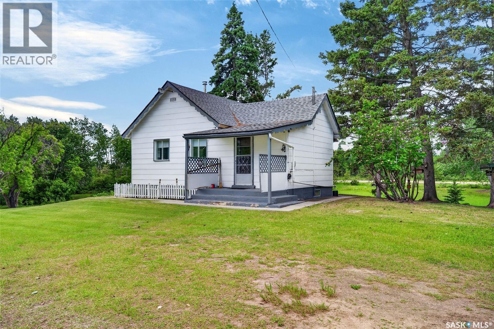Northside Farm, Paddockwood Rm No. 520, Saskatchewan S0J 0N0 - Photo 2 - SK043119