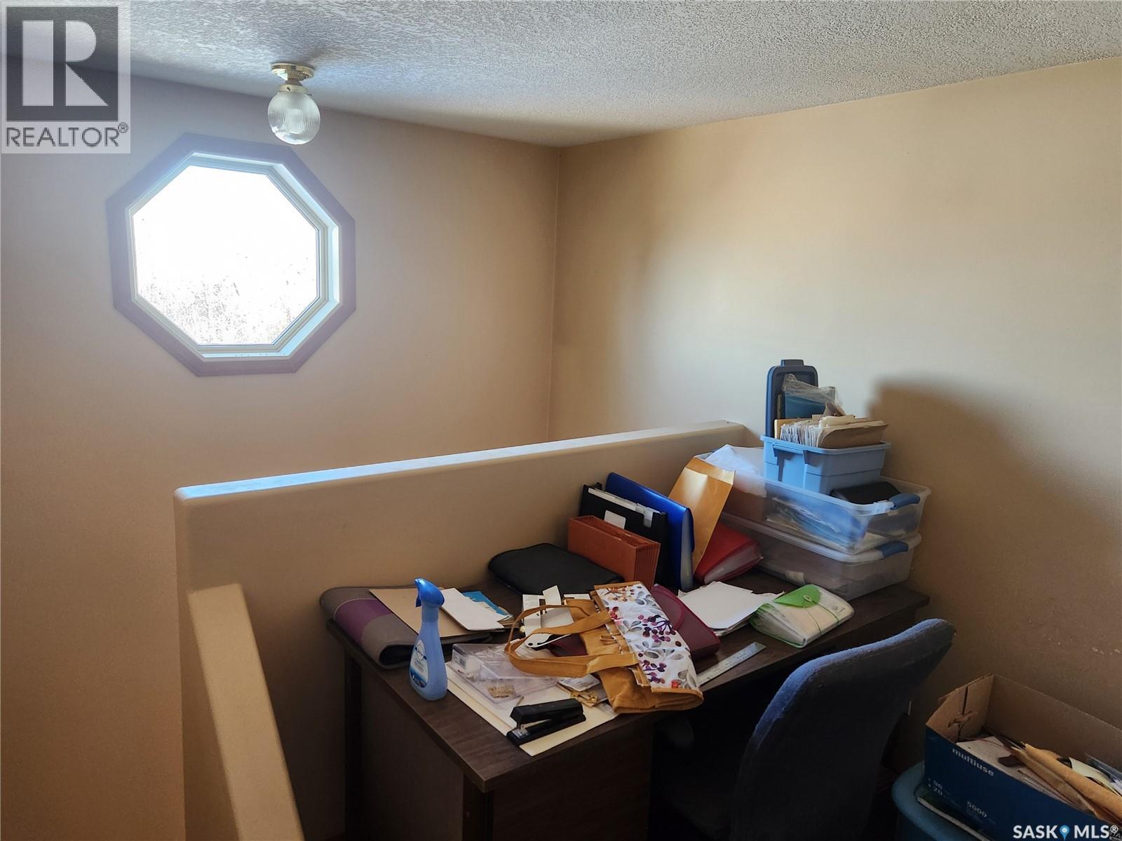 Roberts Farm, Cana Rm No. 214, Saskatchewan S3N 2W7 - Photo 15 - SK044037