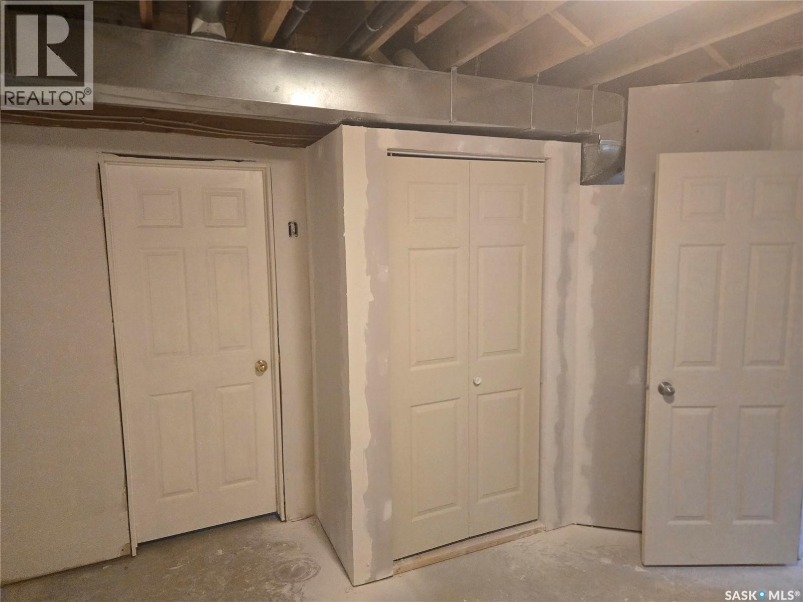 Roberts Farm, Cana Rm No. 214, Saskatchewan S3N 2W7 - Photo 19 - SK044037