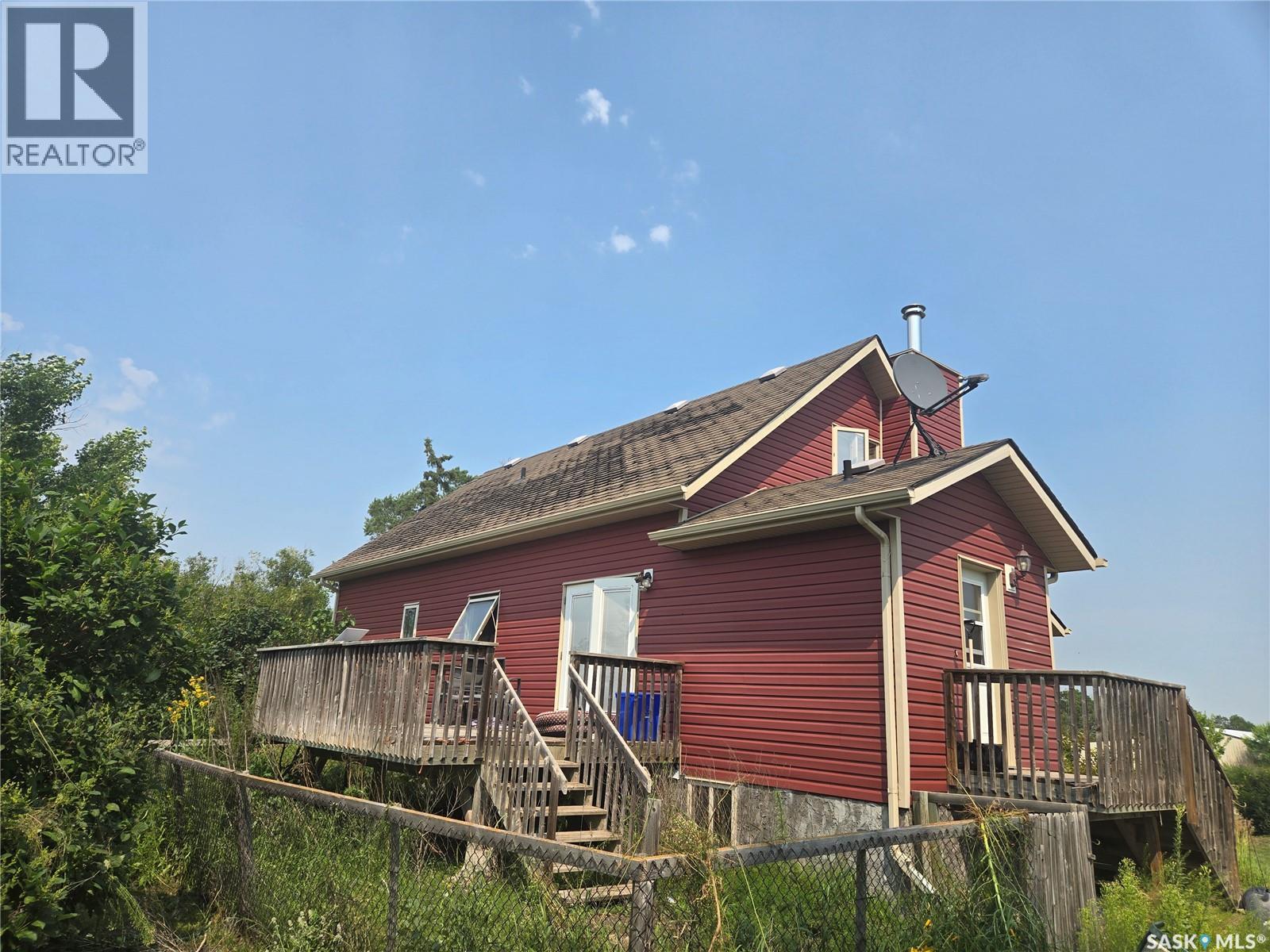 Roberts Farm, Cana Rm No. 214, Saskatchewan S3N 2W7 - Photo 3 - SK044037