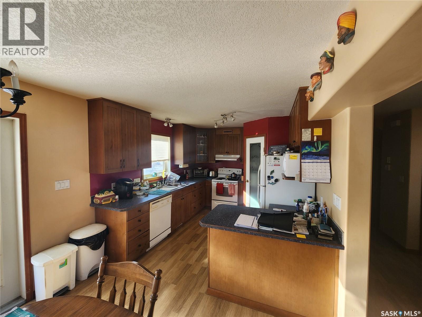 Roberts Farm, Cana Rm No. 214, Saskatchewan S3N 2W7 - Photo 5 - SK044037