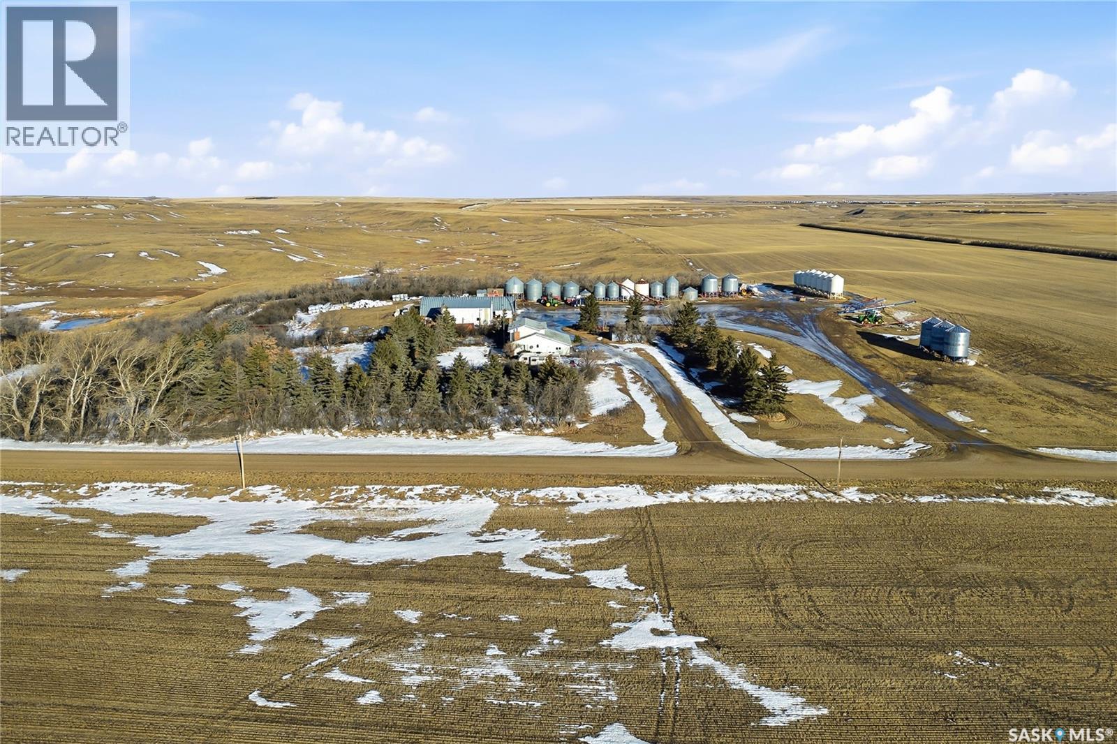 Farmland 3 0f 3, Auvergne Rm No. 76, Saskatchewan S0N 1Z0 - Photo 4 - SK044446